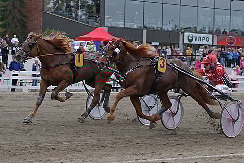 Derbyn tiukka kamppailu kääntyi viime hetkillä Herra Heinämiehen (1) eduksi.
