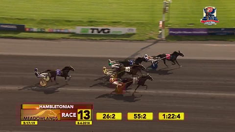 Tamma Atlantalle luovutettiin Hambletonianin finaalin arvokas kiertopalkinto. Kuva Meadowlands live stream