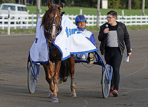Valiodivisioonaa Mikkelissä hallinnut Välähdys oli niin paineissaan, että Ville Korjuksen voittajahaastattelu oli parasta hoitaa kärryiltä. Kuva: Annika Nisonen.