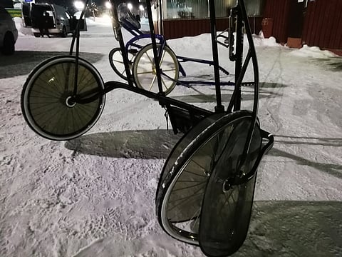 Kärryt menivät uuteen uskoon Kouvolan epätyypillisessä kolarissa.