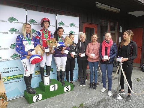 Montéohjastajat palkintojenjaossa. Kuva: Sanna Liiri