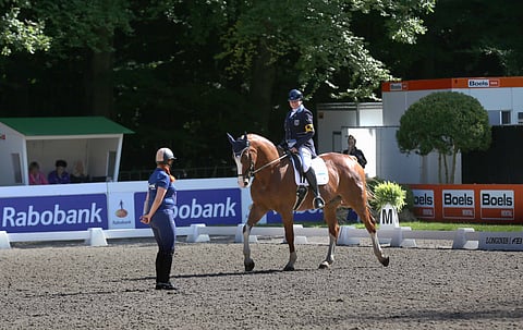 Katja Karjalainen ja Dr Doolittle Rotterdamin EM-kilpailuissa.