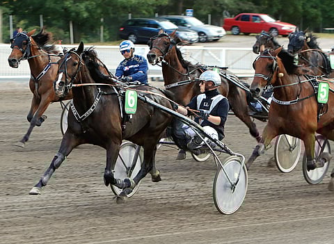 Niki Finnströmin ajokki Mark More voitti keulasta vaivatta.