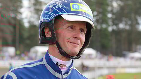 Juha Länsimäki loukkasi itseään Ylivieskassa.