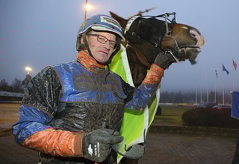 Arto Laaksonen ajoi Kouvolan pääpelin avauskohteen vienyttä Vektoriaa.