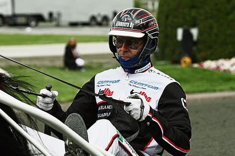 Mika Forss potee selkäänsä