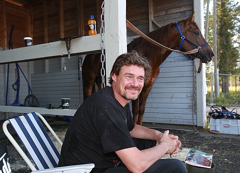 Kotkassa odotellaan koronaepidemian talttumista ja astutuspukin saapumista Amerikasta.