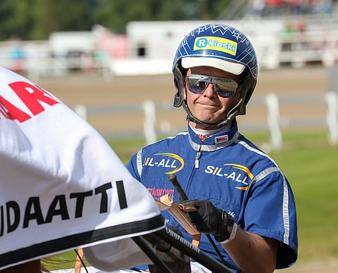 Juha Länsimäki osti kylmäveritamman. Kuva: Anu Leppänen