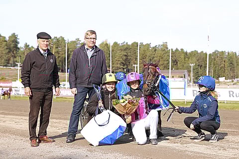 Sanni Kuusiston Jokimäen Citruuna oli ylivoimainen Eerika Koskenvallan käsissä.
