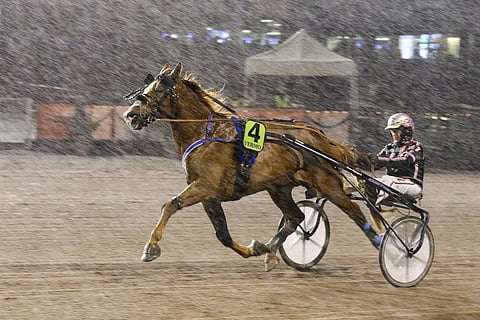 Antti Teivainen piipahti Josveisin rattailla Erkon Pokaalissa. Tänään Seinäjoella ohjastuksesta vastaa Santtu Raitala.