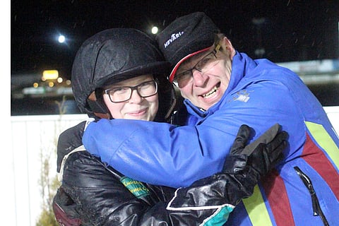 Heli Taipale hoitaa ja Arsi Skyttä valmentaa Donciota.