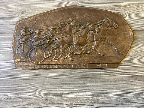 Vekselin Suurmestaruudesta -83 voittama reliefi on yksi keräilyharvinaisuuksista.