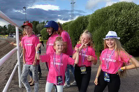 Veljekset A.T. Visku ja A.T. Veeti ovat juosseet Pasi Teinin ja muiden faniensa riemuksi jo viidessä peräkkäisessä kuninkuuskilvassa.