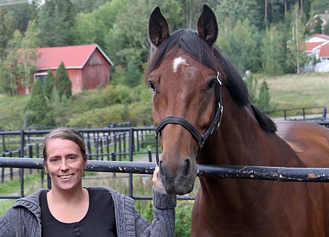 Hanne-Mari Kiuttu ja Chérubin kotona Turussa vuonna 2019.