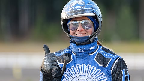 Henna Halme hymyilee illan päätteeksi, sillä Celsius Evon vire edellyttää Toto75-voittoon.