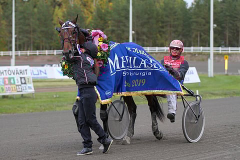 Raskolnikov Fridoa juhlittiin kriterium-voittajana syksyllä 2019.