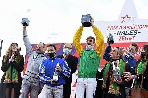 Viime vuonna Prix d'Amériquen voitti Nicolas Baziren (kuvassa vihreäkeltaisessa puvussa) ohjastama Davidson du Pont.