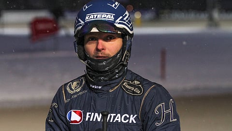 Olli-Pekka Holopainen on Runaway Ninan ohjissa.