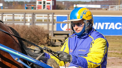 Jani Peräsalo ohjastaa ideavihjeen varmaa Gladiaattoria.