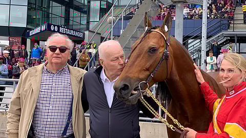 Readly Express oli kevään Elitloppetissa juhlittavana.