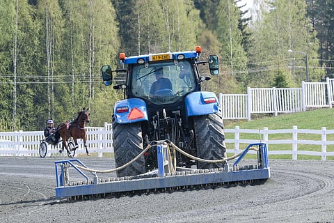 Alaspäin osoittaviin tunnuslukuihin halutaan puuttua rakenteellisilla muutoksilla. Kuva on Kuopiosta, joka on esityksessä talvella kilpaa ajavien ratojen joukossa.