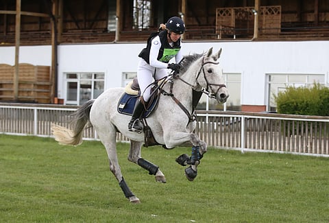 Wikström katsoo kellosta, että eihän tässä ole kiirekään.