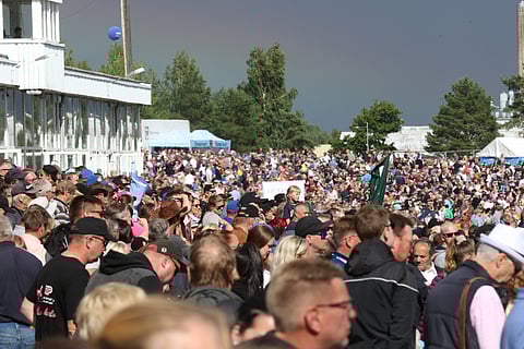 Suomi on ravikansaa, eivätkä edes lauantain tummat pilvet pelottaneet yleisöä pois Forssasta.