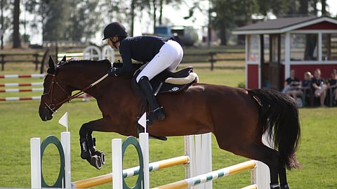 Kakkospäivänä johtoon Hevosopiston derbynurmella.