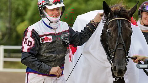 Kenneth Danielsen on iloinen, sillä Dusktodawn Boogiella ja varsalla on asiat mallillaan.