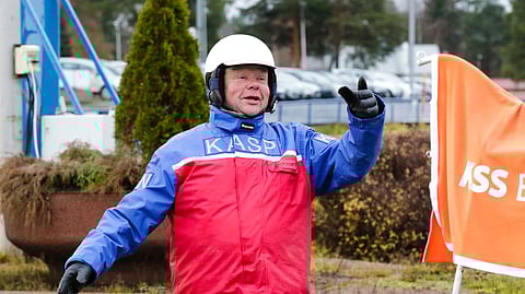 Kimmo Niemelä sanoo, että sai lempinimen Nieppa jo nuoruudessa. "Olisiko legendaarinen selostaja Kimmo Jokiniemi joskus maalisuoralla hehkuttanut, että 'Nieppa' Niemelä."