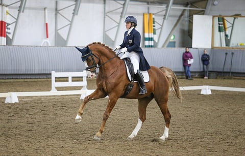 Sara Maattola ja London Eye voittivat Pohjola Small Tourin finaalin. Kür oli lainattu Heidi Huurinaiselta.