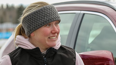 Sanna Kiiski valmenaa lahjakasta Calistaa, joka on vihjeen toinen ideavarma.