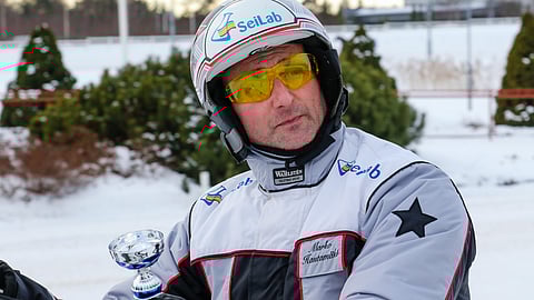 Marko Hautamäellä on vahva usko Tulen Pojan kykyihin, mutta arkuus haittaa ruunaa kilpailutilanteessa.