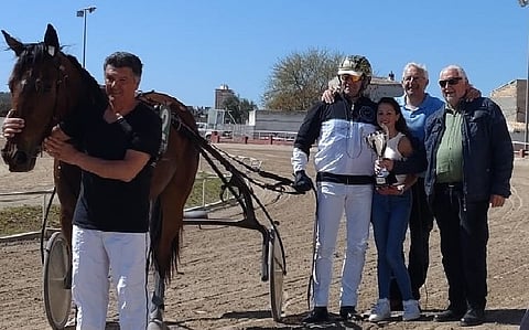 Conrad Lugauer voitti pitkäperjantaina Mallorcalla Kika-tammalla.