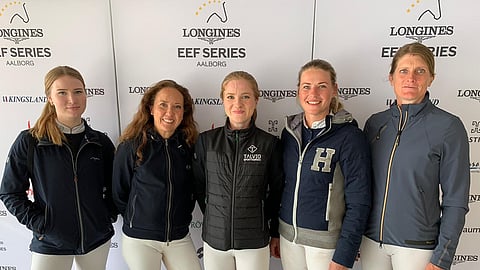 Suomen joukkue, vasemmalta Aura Vasama, Noora Pentti, Eveliina Talvio, Annina Nordström ja Maiju Mallat.