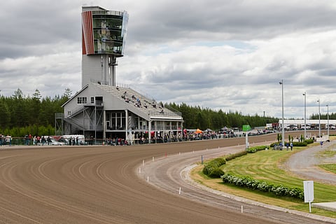 Härmän Powerparkin raviradan järjestelyt ja olosuhteet saavat usein kiitosta.