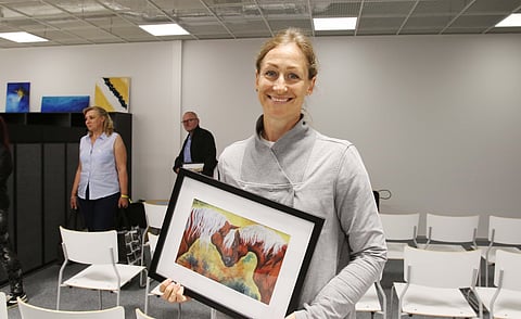 Suomenhevosharrastaja ja vastuullisuusasiantuntija Nelli Oinio esitteli aloittamaansa projektia, jonka tavoitteena on luoda hevosharrastajien käyttöön oma vastuullisuusohjelma. Seminaarissa hän, kuten muutkin esiintyjät, saivat omat suomenhevostaulut.