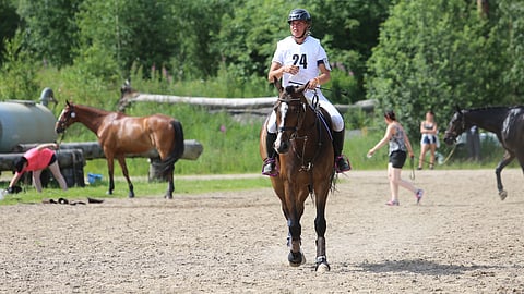 Sanna Siltakorpi ja Bofey Click, nyt Luhmühlenissä. Ja kuun lopussa Pariisiin tarkan suunnitelman kanssa.