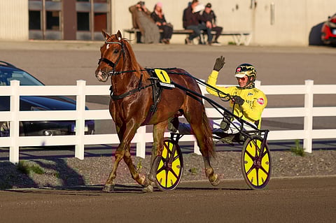 Öystein Tjomsland tervehti yleisöä Mikkelissä.