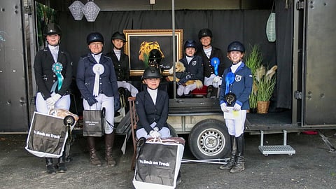 Emma Storey, Hanne Soininen, Alise Muizniece, Pam Svane, Sanna Koskiluhta, Anette Holst ja Jessica Kerttunen.