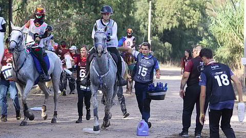 Dynaaminen matkaratsastusduo -Saana Nieminen ja Viljami Häggblom.