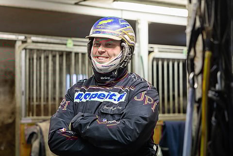 Joni-Petteri Irri toivoo Maarianhaminan-reissun kartuttavan hevostensa pistesaldoa.