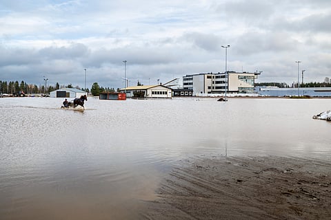 Pilvenmäki ravikeskus varikkoalue tulva