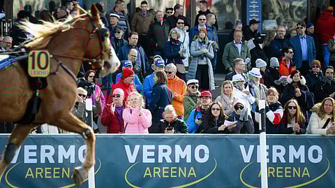 Vermo Areena Finlandia-Ajo yleisöä