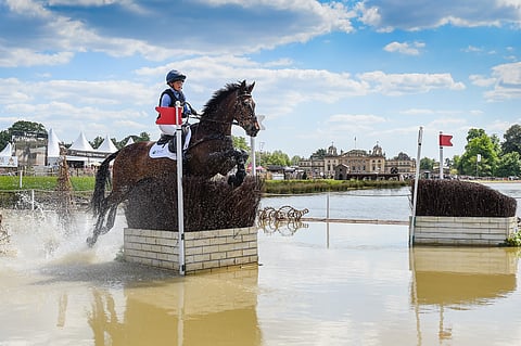Rosalind Canter ja Lordships Graffalo hyppäämässä kohti toista Badmintonin voittoa.