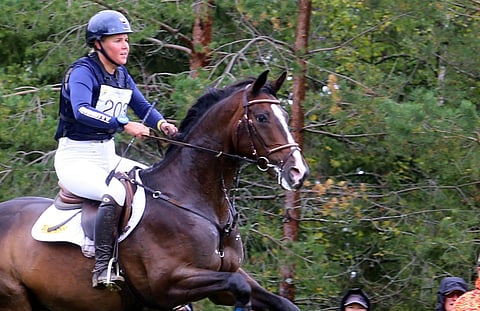 Sanna Siltakorpi ja Bofey Click, jolle neljän tähden maastorata on kuin leikkiä vain.