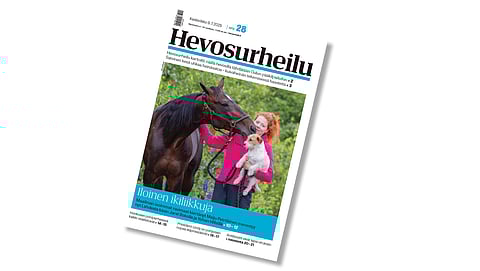 Kannen kuvassa Jarel Boko, Maiju Petriläinen ja Lili-koira.