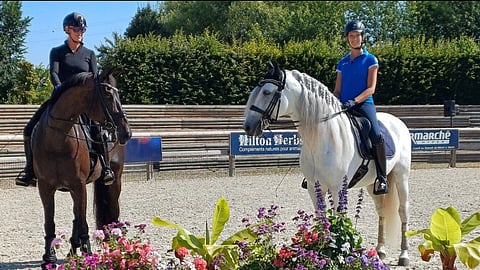 Matilda Schmechel ja Joanna Robinson.