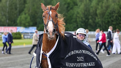 Paavolan Hurmos rattaillaan Jani Ruotsalainen.
