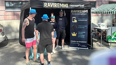 Raviremmi esittelyteltta